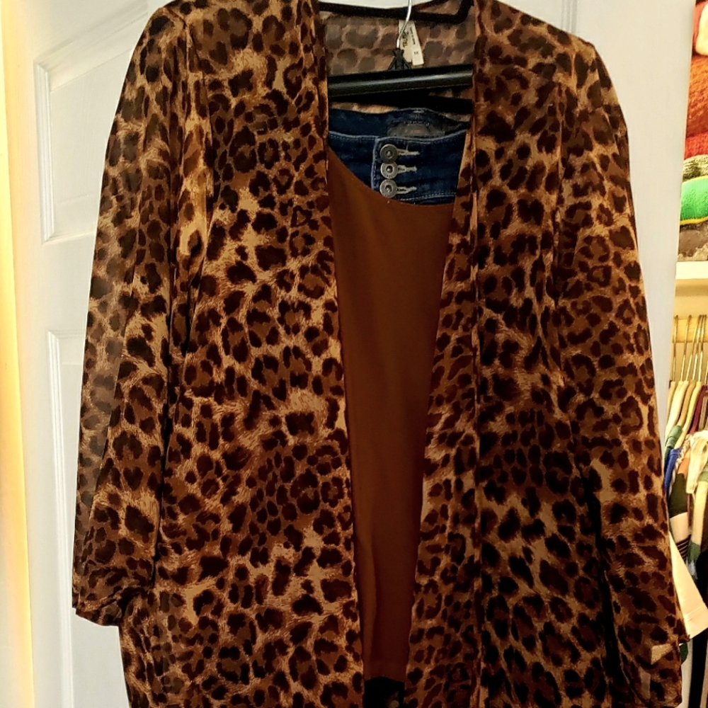 Open Cheetah blouse